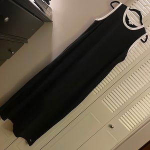 Black/white stretchy maxi